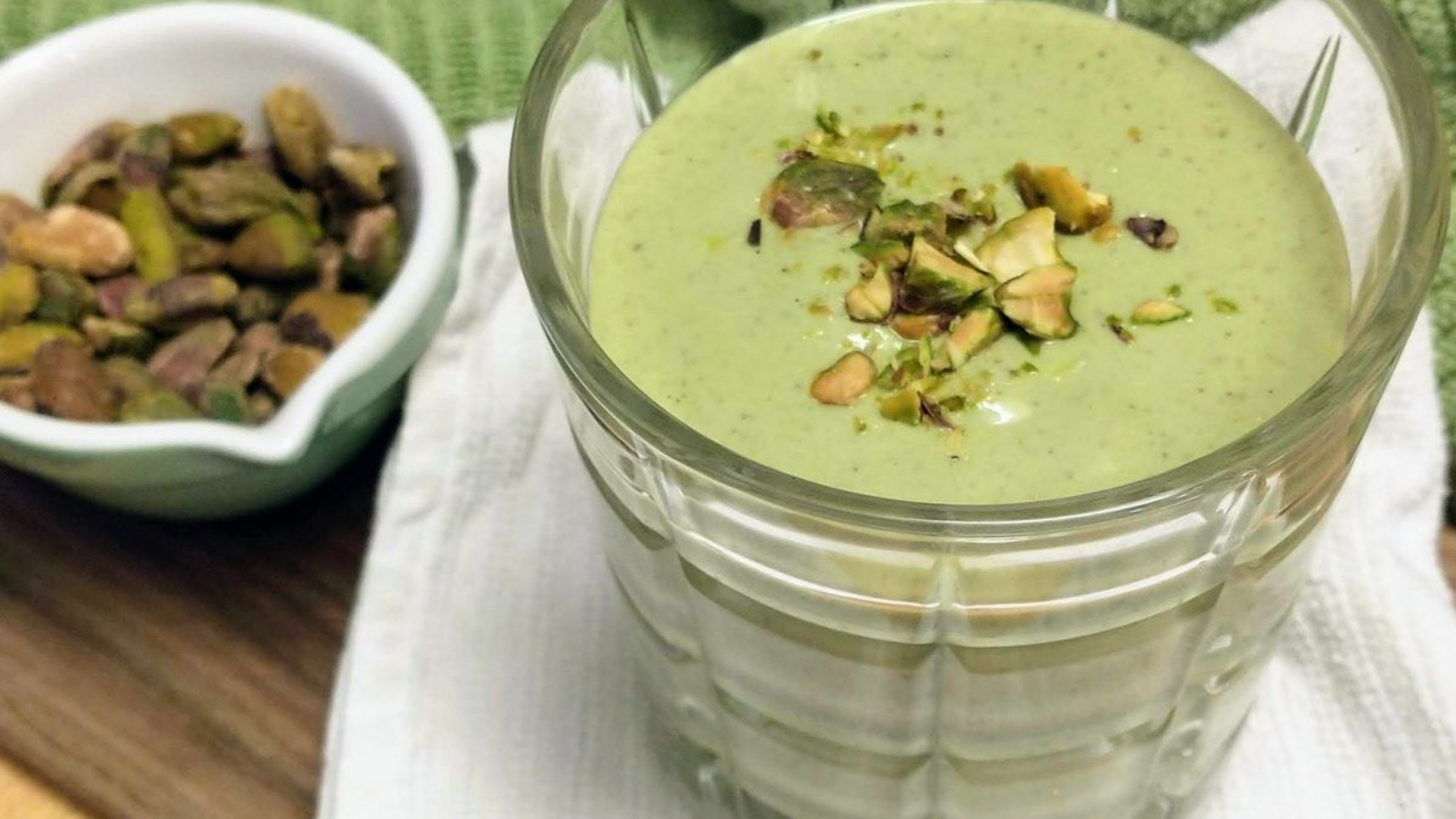 CREAMY PISTACHIO PROTEIN SHAKE. NO SUGAR