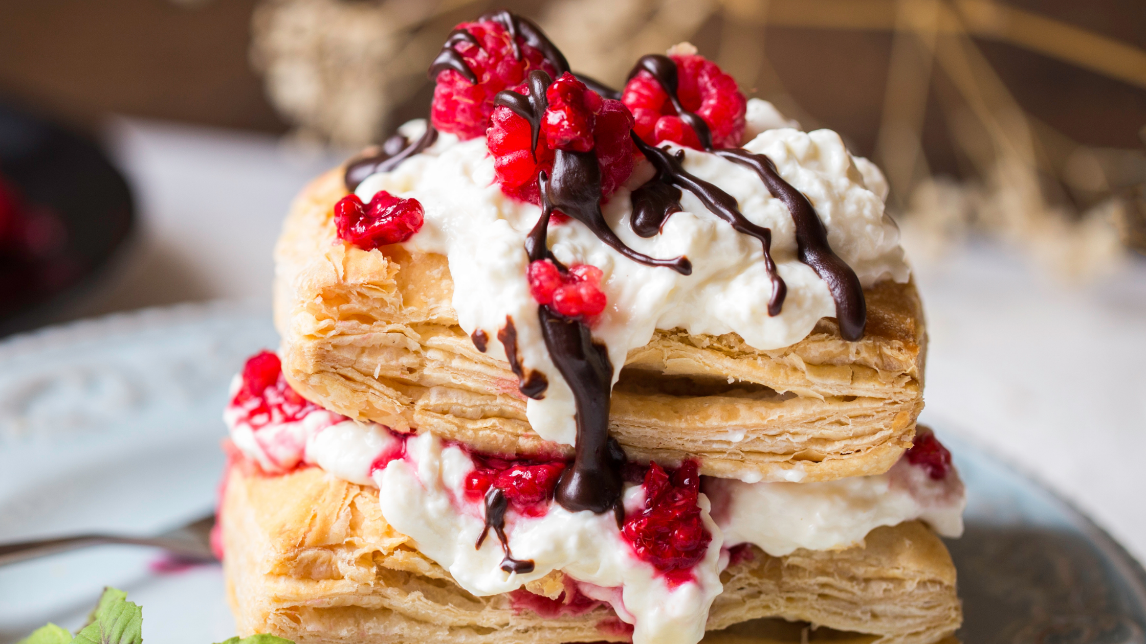 MACADAMIA & BERRY NAPOLEON . NO SUGAR